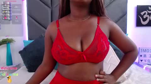 Snapshot of brittanyjhonnns chatting on February 4, 7:55 pm brittany 25 years old happy as a worm online show from February 4, 7:55 pm