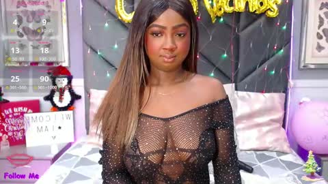 Snapshot of brittanyjhonnns chatting on December 23, 2:24 am brittany 25 years old happy as a worm online show from December 23, 2:24 am