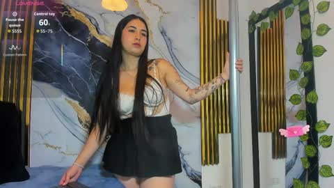 brittanyy20 online show from October 6, 10:44 am