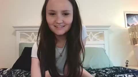 Britt    online show from April 7, 8:44 pm