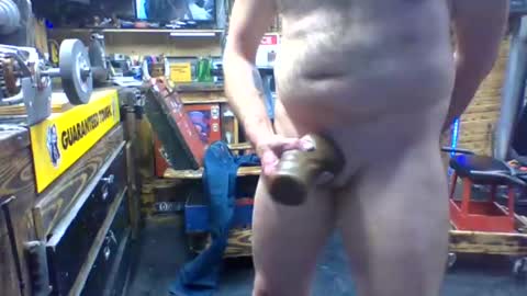 britzchris online show from December 17, 5:29 am