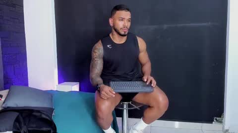 brock_hurn online show from September 17, 11:19 pm