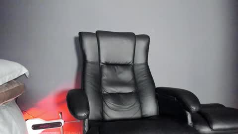 brockhurn_ online show from December 5, 2:00 am