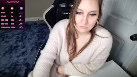 brookebee online show from February 28, 6:43 am