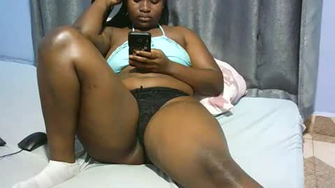 nicole online show from February 21, 9:45 am