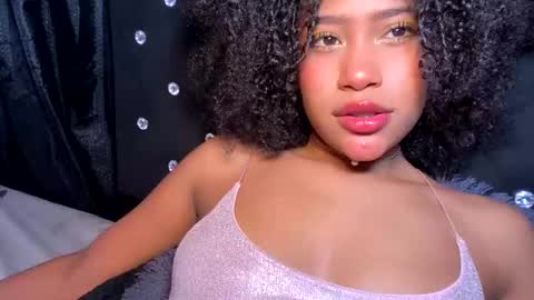 Snapshot of browngirl69 chatting on October 3, 2:21 am miss muller online show from October 3, 2:21 am
