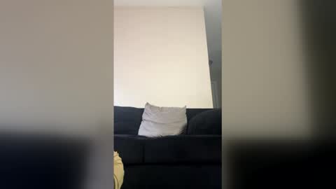 brownnnjuicy online show from December 17, 2:13 pm