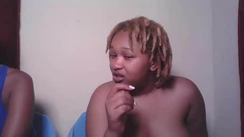 Snapshot of browny_candyz chatting on January 31, 12:18 pm Tracy online show from January 31, 12:18 pm