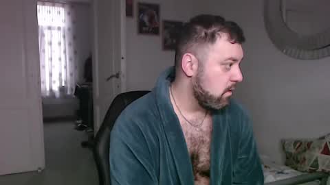 Bruce online show from February 9, 8:21 am