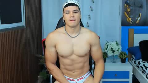 Snapshot of bruno_coleman chatting on September 15, 9:44 am Bruno coleman online show from September 15, 9:44 am