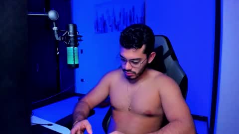 Snapshot of bruno_diaz31 chatting on September 12, 11:01 am Bruno online show from September 12, 11:01 am