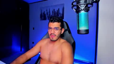 Snapshot of bruno_diaz31 chatting on January 2, 4:41 am Bruno online show from January 2, 4:41 am