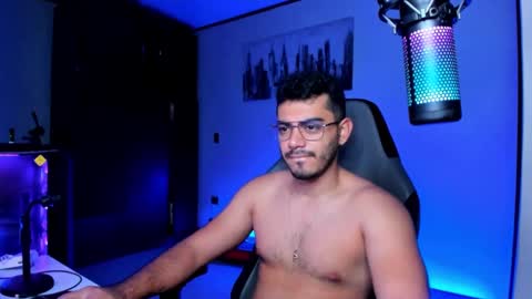 Snapshot of bruno_diaz31 chatting on March 3, 2:49 pm Bruno online show from March 3, 2:49 pm