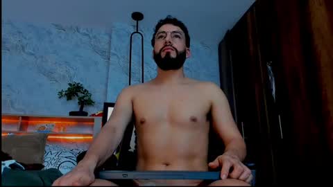 Snapshot of bruno_woods chatting on March 9, 5:06 pm Andres Suarez online show from March 9, 5:06 pm