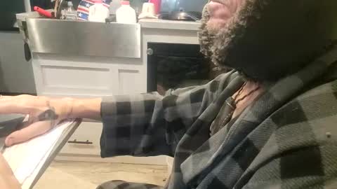 Steve... aka SkinnieDippin aka TimberTramp online show from November 16, 7:38 pm