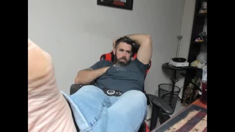 BRUTALMASTER1983 online show from November 19, 6:24 am