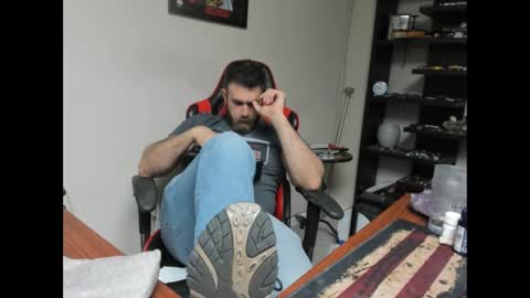 Snapshot of brutalmaster1983 chatting on March 1, 8:32 pm BRUTALMASTER1983 online show from March 1, 8:32 pm