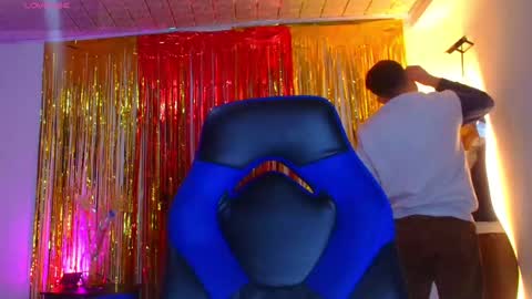 BRYAM INDEPENDENT MODEL online show from October 3, 1:48 am