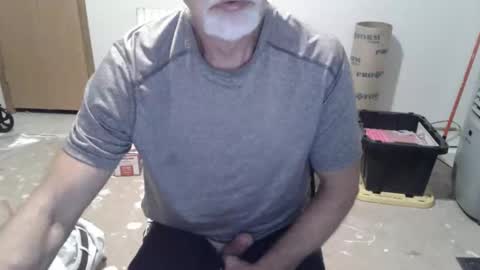 bryonlee1971 online show from December 4, 8:30 pm