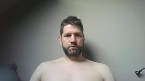 bubblebee1982 online show from April 6, 6:03 am