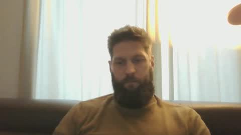 bubblebee1982 online show from December 5, 2:39 pm