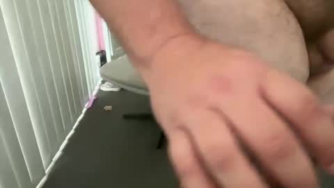 Snapshot of bubblebuttbidaddy chatting on February 14, 2:28 am Horny Bi Daddy - Love Anal online show from February 14, 2:28 am