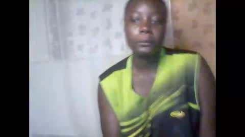 bubbly_ass30 online show from January 18, 11:14 pm