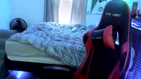 buffsexyman24 online show from March 10, 12:17 pm