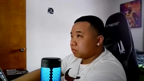 buffsexyman24 online show from February 21, 6:44 pm