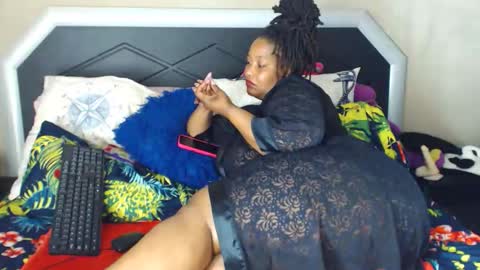 bulkyyass4u online show from October 1, 2:21 am