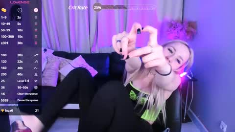 Snapshot of bunny__of_love chatting on February 14, 6:56 am Sasha online show from February 14, 6:56 am