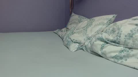 Snapshot of bunny_nextdoor chatting on February 13, 4:43 am Bunny Miss me Online every day here - online show from February 13, 4:43 am