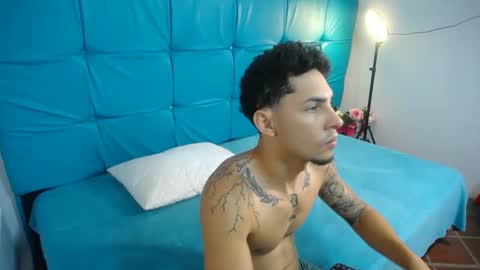 Snapshot of bunny_petit chatting on October 11, 10:09 am Buny online show from October 11, 10:09 am