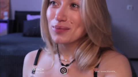 B U N N Y online show from April 1, 4:24 am