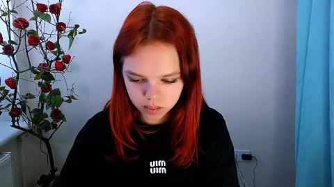 Snapshot of bunnybloom_ chatting on October 15, 4:49 am Ariel online show from October 15, 4:49 am