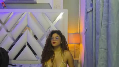 bunnydolly_ online show from January 7, 4:06 am