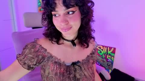   online show from April 22, 6:26 pm