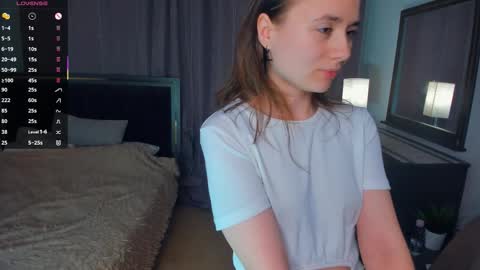 Lizy online show from February 24, 8:01 pm