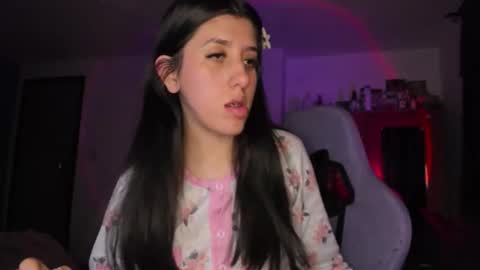 Jess online show from October 3, 2:32 am