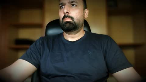 Snapshot of burlymonster chatting on September 29, 4:22 am Hairy Arabian online show from September 29, 4:22 am