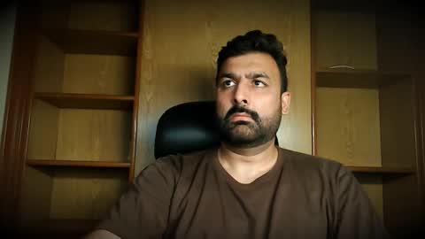 Snapshot of burlymonster chatting on October 11, 9:14 am Hairy Arabian online show from October 11, 9:14 am