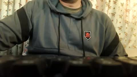 Hairy Arabian online show from January 17, 10:35 am