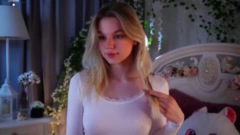 Jessica online show from November 23, 2:04 pm