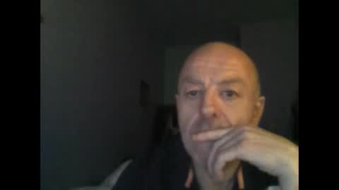 burnleyguy1977 online show from February 23, 2:58 am