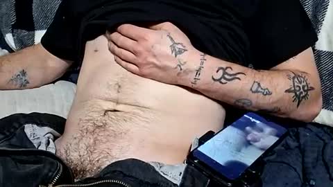 Snapshot of buster18hymen chatting on October 13, 6:32 pm Buster18Hymen online show from October 13, 6:32 pm
