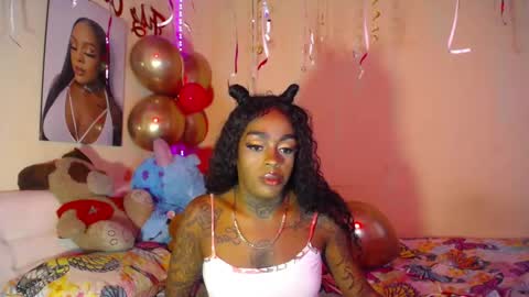 butterfly_rouse online show from November 16, 4:31 pm