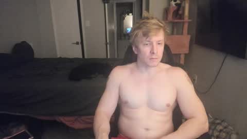 Snapshot of c00ki3m0nstr chatting on October 25, 2:01 am c00ki3m0nstr online show from October 25, 2:01 am