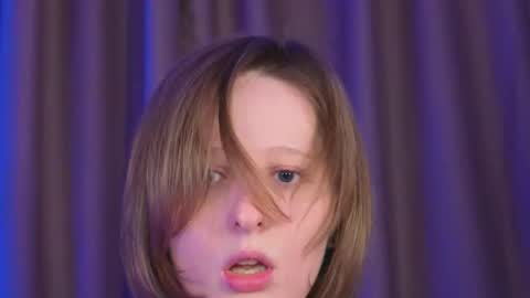 C0ralynx online show from December 4, 2:27 pm