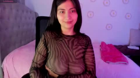 caami02 online show from March 25, 1:34 am