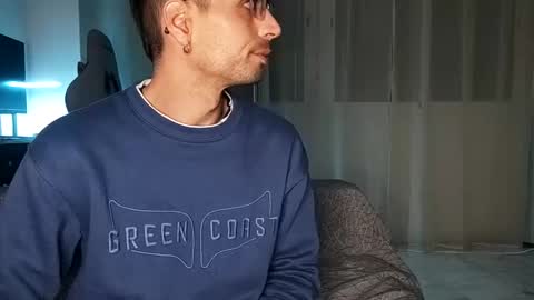 cachondo__23 online show from February 4, 7:33 pm